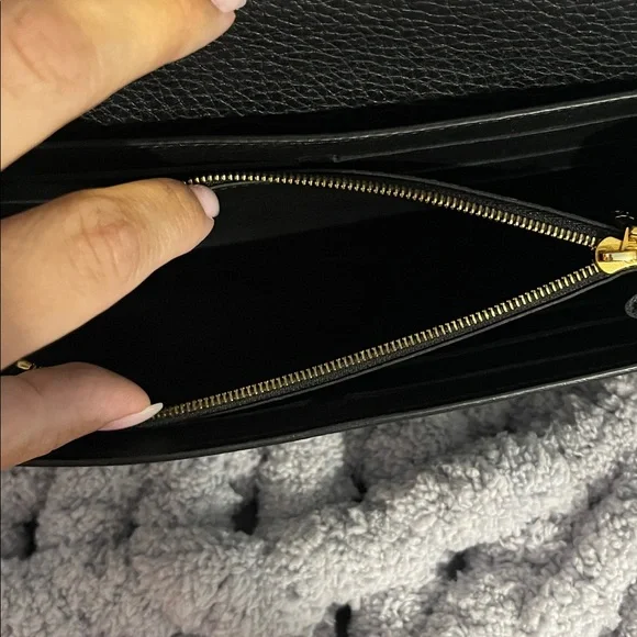 Louis Vuitton Black Leather Wallet